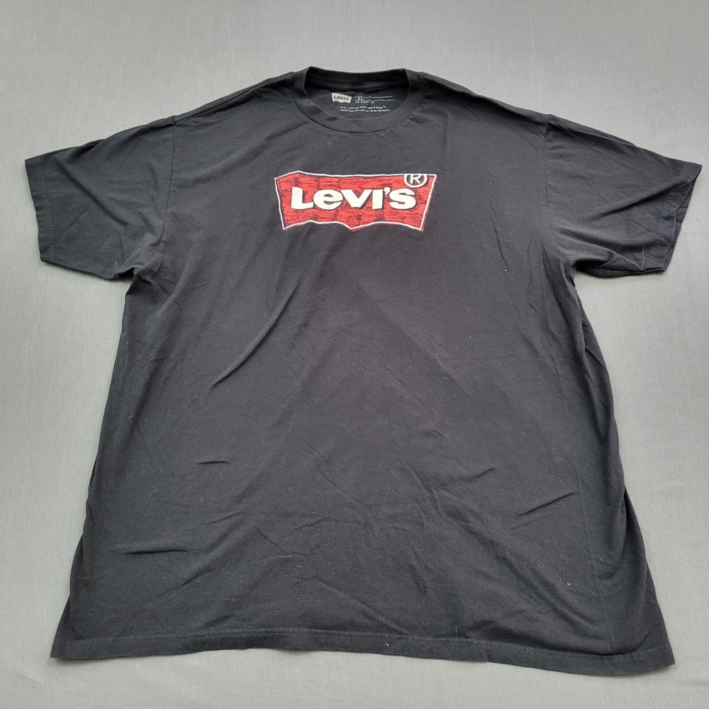 Levis Mens XL Black Graphic T-Shirt Red Batwing Logo 100% Cotton Short Sleeve
